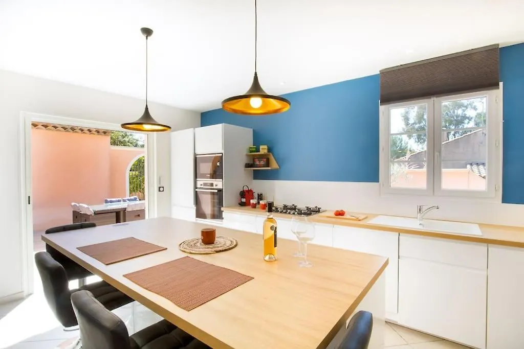Caloussu-Calme-Moderne-Clim Villa Roquebrune-sur-Argens 0*,  France